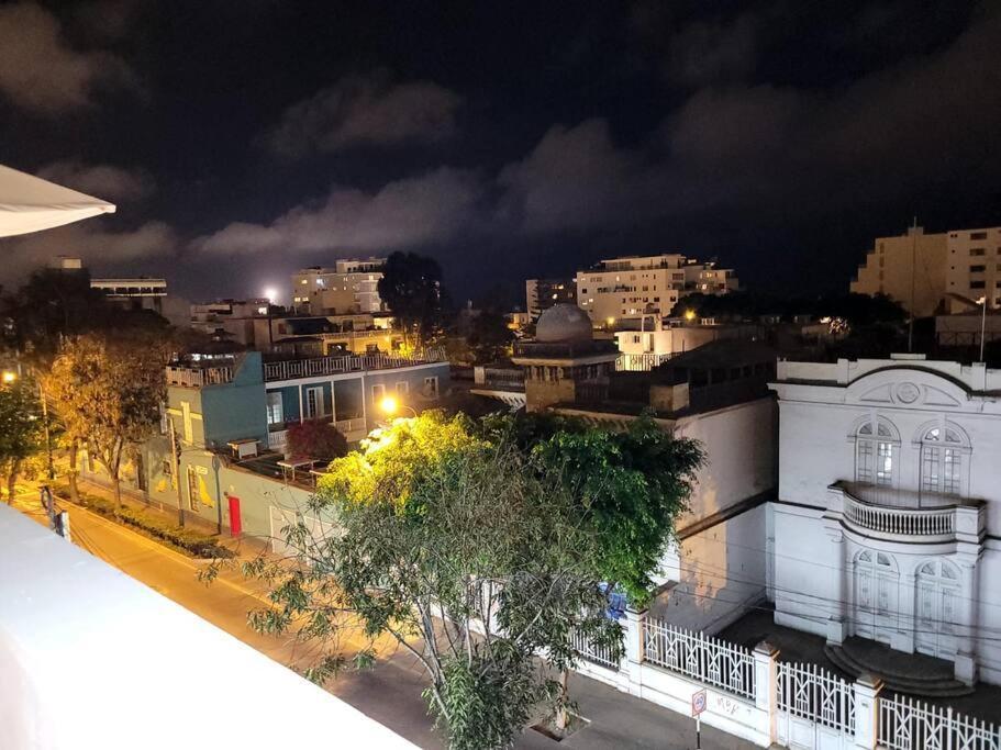 Apartamento Moderno Departamento Cerca Al Malecon